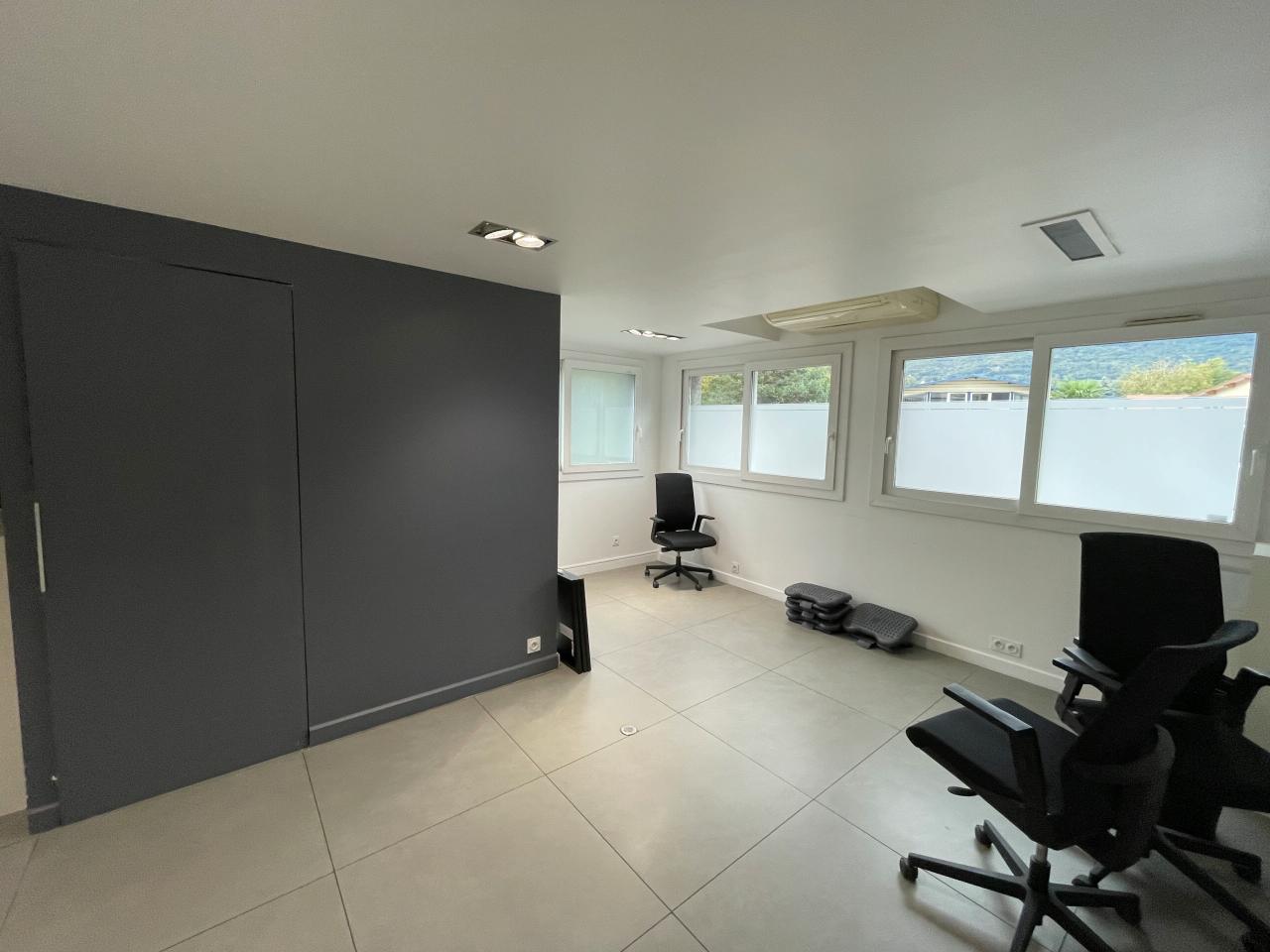 Bureau Drumettaz-Clarafond 108m² Location bureau Drumettaz-Clarafond Savoie OLBUR2426511 10